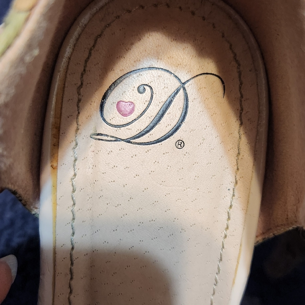 Delicious Shoe - Picture 8 of 9